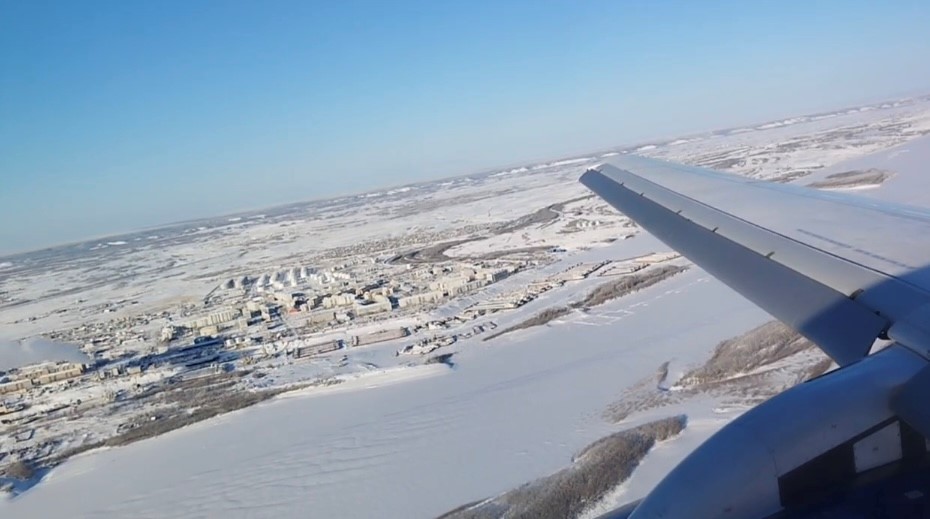 ssj100_03.jpg